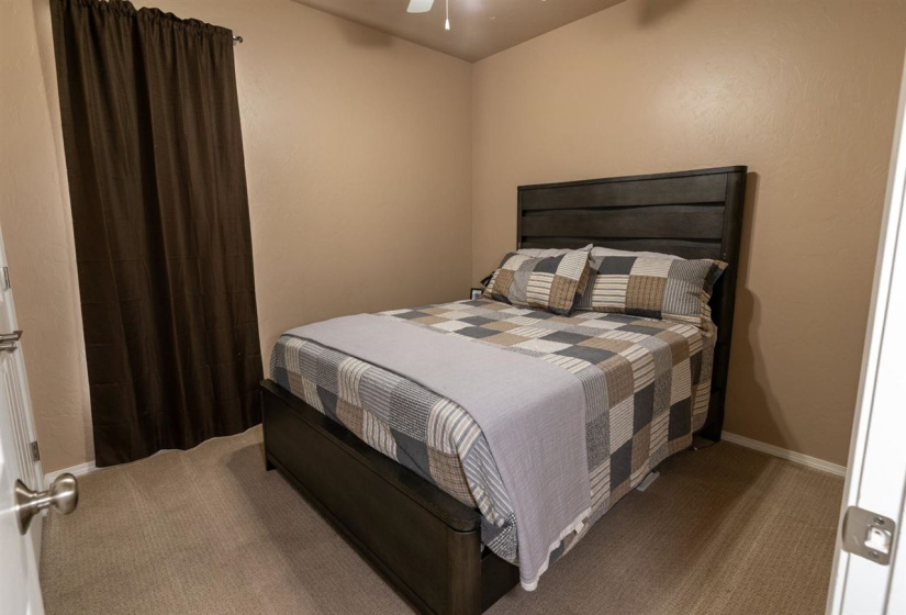 3 Bedrooms Bedrooms, 0 ,2 BathroomsBathrooms,Residential,Single Family,Windsor,1,133688