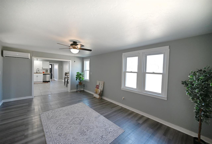 2 Bedrooms Bedrooms, 0 ,2 BathroomsBathrooms,Residential,Single Family,13th,1,133689