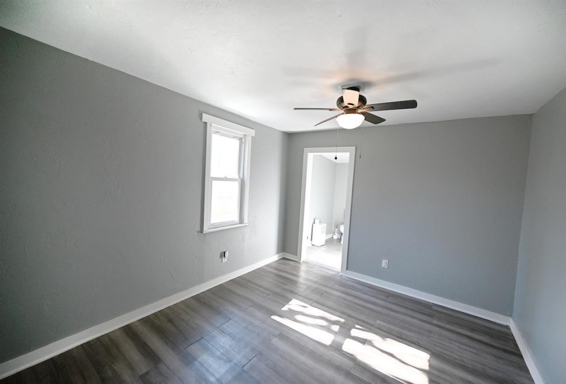 2 Bedrooms Bedrooms, 0 ,2 BathroomsBathrooms,Residential,Single Family,13th,1,133689