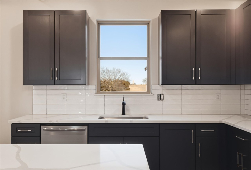 4 Bedrooms Bedrooms, 0 ,2 BathroomsBathrooms,Residential,Single Family,Bison,1.5,133690