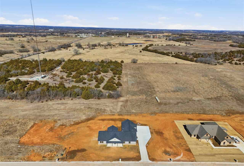 4 Bedrooms Bedrooms, 0 ,2 BathroomsBathrooms,Residential,Single Family,Bison,1.5,133690