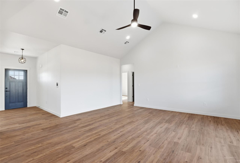 4 Bedrooms Bedrooms, 0 ,2 BathroomsBathrooms,Residential,Single Family,Bison,1.5,133690