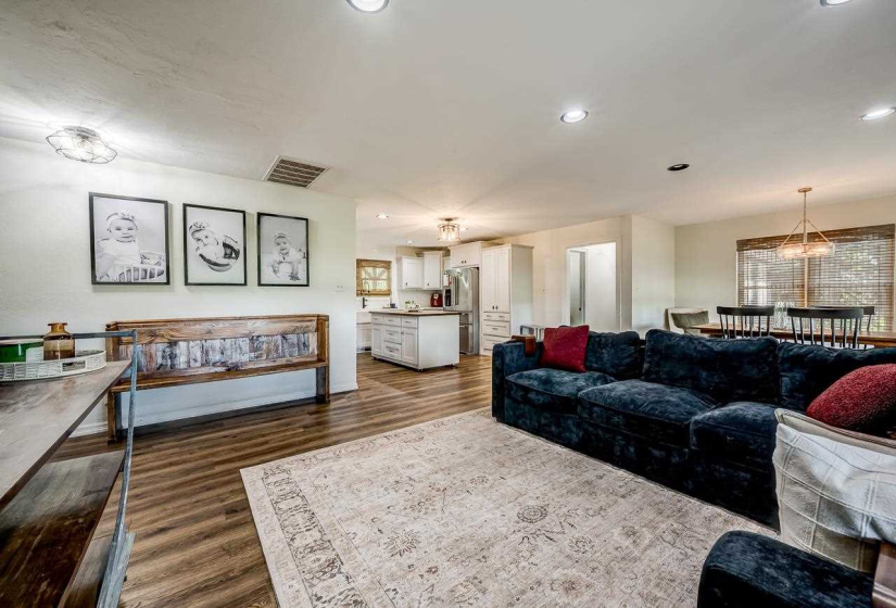 3 Bedrooms Bedrooms, 0 ,2 BathroomsBathrooms,Residential,Single Family,3430 Road,1,133691