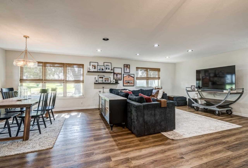 3 Bedrooms Bedrooms, 0 ,2 BathroomsBathrooms,Residential,Single Family,3430 Road,1,133691