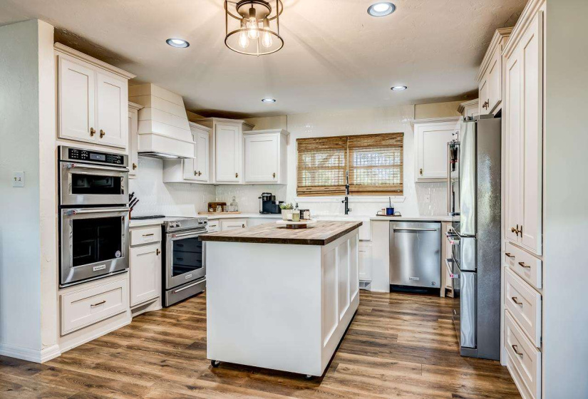 3 Bedrooms Bedrooms, 0 ,2 BathroomsBathrooms,Residential,Single Family,3430 Road,1,133691