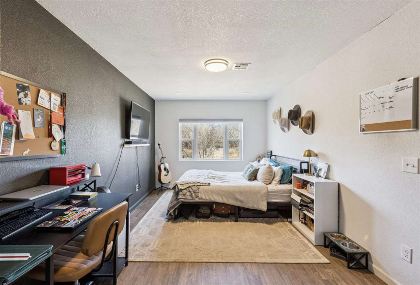 0 , 0 ,3 BathroomsBathrooms,Multi-family,Other,Western,1,133693