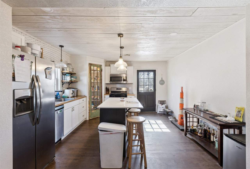 0 , 0 ,3 BathroomsBathrooms,Multi-family,Other,Western,1,133693