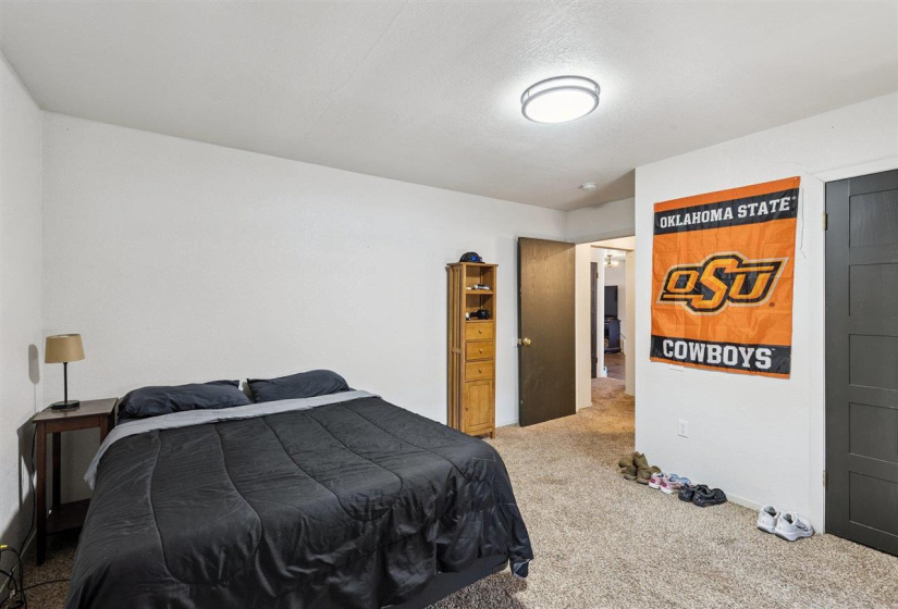 0 , 0 ,3 BathroomsBathrooms,Multi-family,Other,Western,1,133693