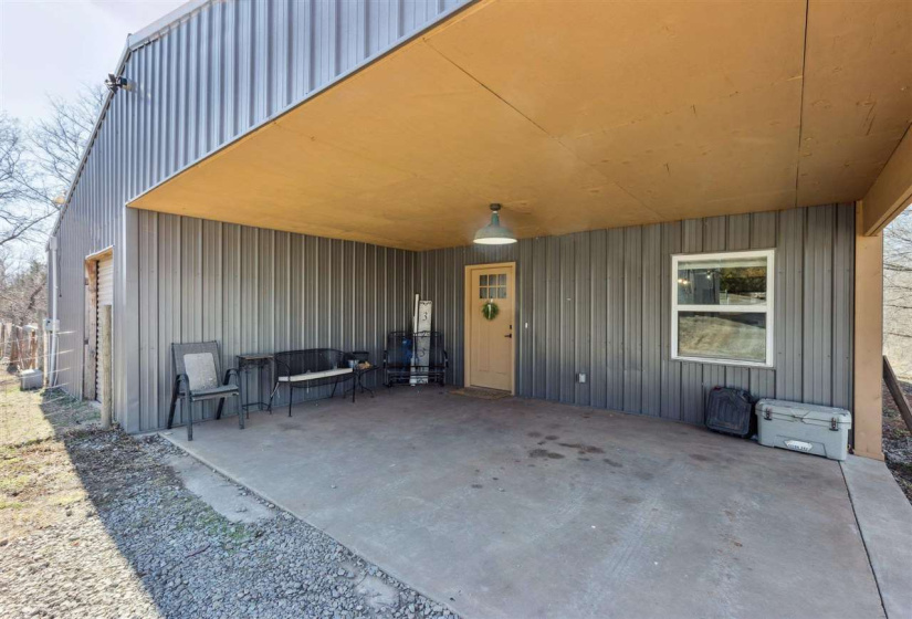 0 , 0 ,3 BathroomsBathrooms,Multi-family,Other,Western,1,133693