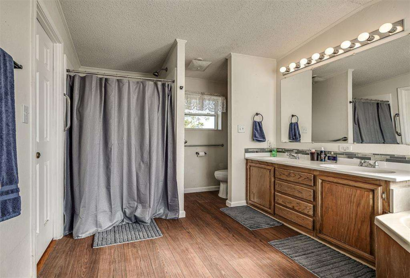 4 Bedrooms Bedrooms, 0 ,2 BathroomsBathrooms,Residential,Single Family,Council Valley,1,133694