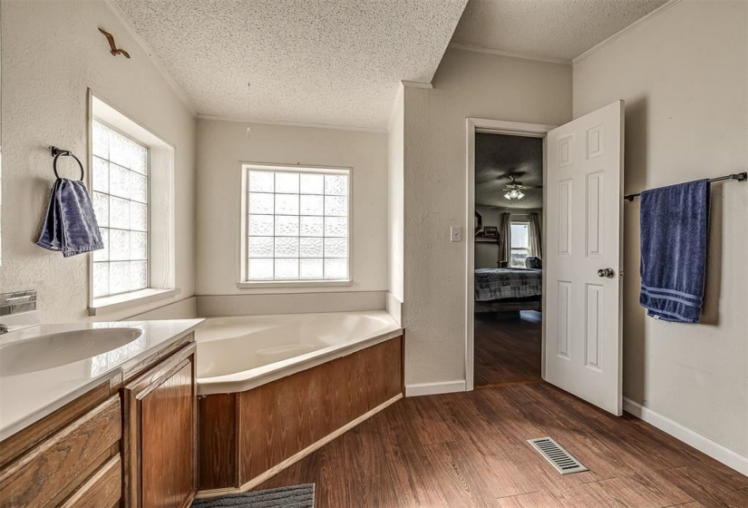 4 Bedrooms Bedrooms, 0 ,2 BathroomsBathrooms,Residential,Single Family,Council Valley,1,133694