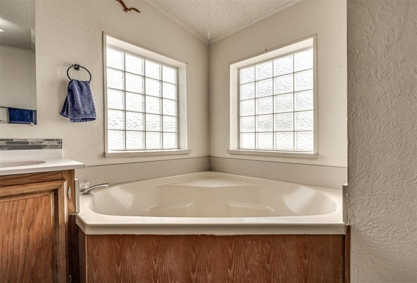 4 Bedrooms Bedrooms, 0 ,2 BathroomsBathrooms,Residential,Single Family,Council Valley,1,133694