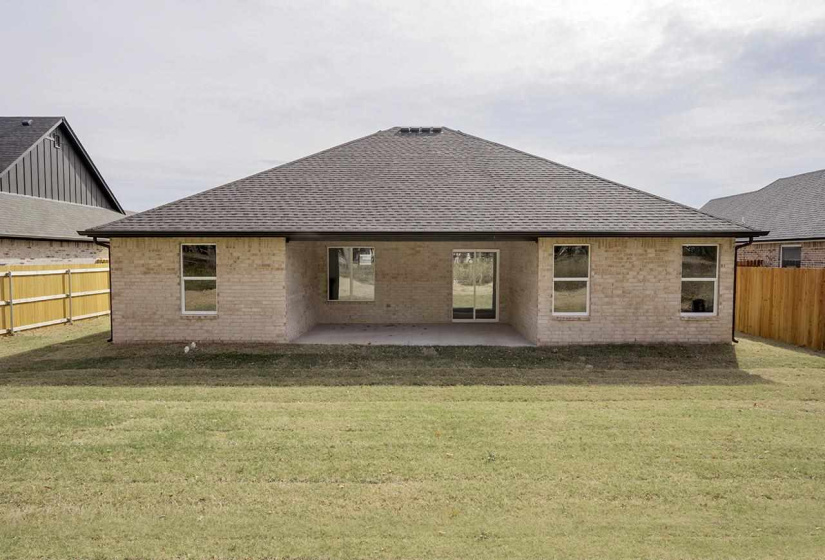 3 Bedrooms Bedrooms, 0 ,2 BathroomsBathrooms,Residential,Single Family,Kinder Wells,1,133697