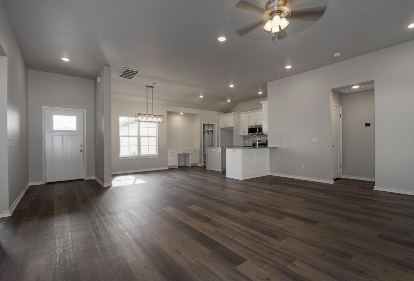 3 Bedrooms Bedrooms, 0 ,2 BathroomsBathrooms,Residential,Single Family,Kinder Wells,1,133697