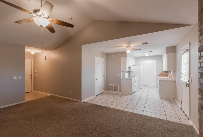 3 Bedrooms Bedrooms, 0 ,2 BathroomsBathrooms,Residential,Single Family,Krayler,1,133698