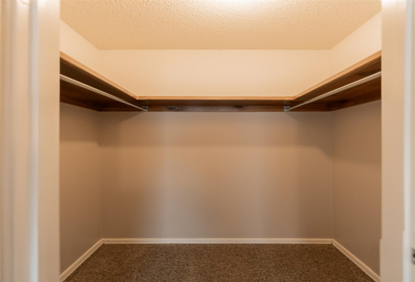 3 Bedrooms Bedrooms, 0 ,2 BathroomsBathrooms,Residential,Single Family,Krayler,1,133698