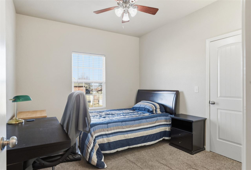 4 Bedrooms Bedrooms, 0 ,2 BathroomsBathrooms,Residential,Single Family,22nd,1,133702