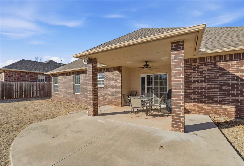 4 Bedrooms Bedrooms, 0 ,2 BathroomsBathrooms,Residential,Single Family,22nd,1,133702