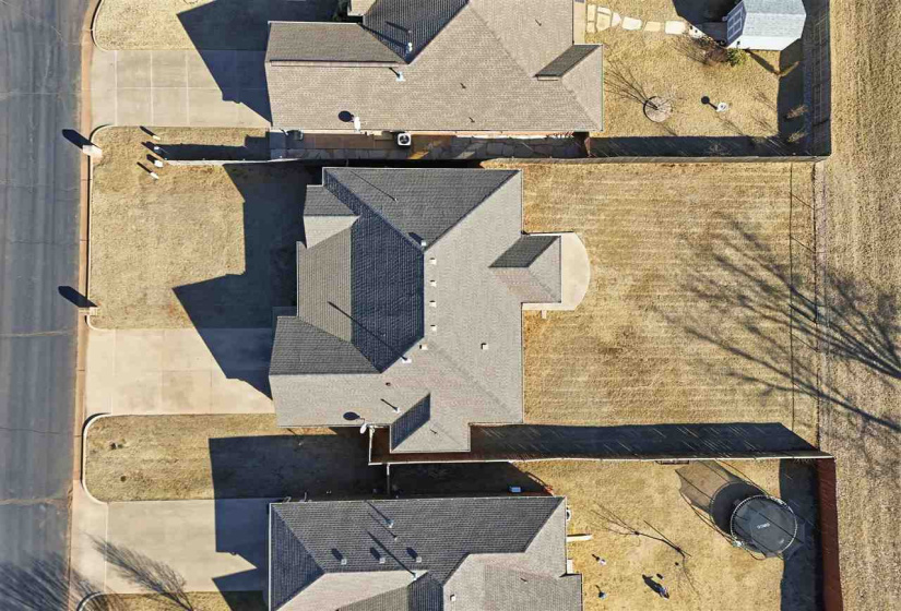 4 Bedrooms Bedrooms, 0 ,2 BathroomsBathrooms,Residential,Single Family,22nd,1,133702