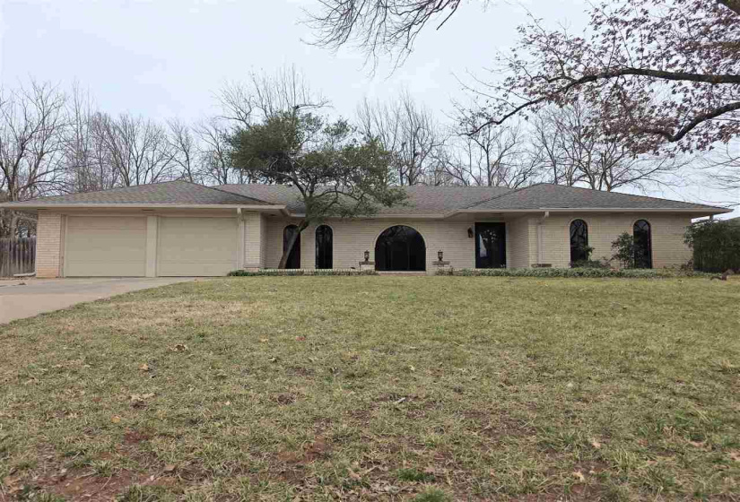 3 Bedrooms Bedrooms, 0 ,2 BathroomsBathrooms,Residential,Single Family,Westwood,1,133706