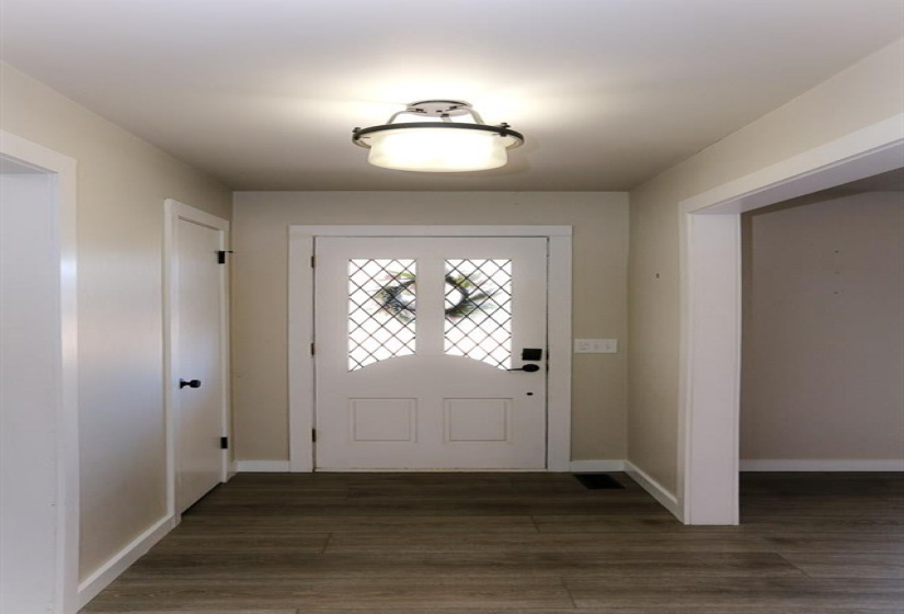 3 Bedrooms Bedrooms, 0 ,2 BathroomsBathrooms,Residential,Single Family,Westwood,1,133706