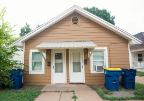 0 , 0 ,6 BathroomsBathrooms,Multi-family,Duplex,Husband,1,133708