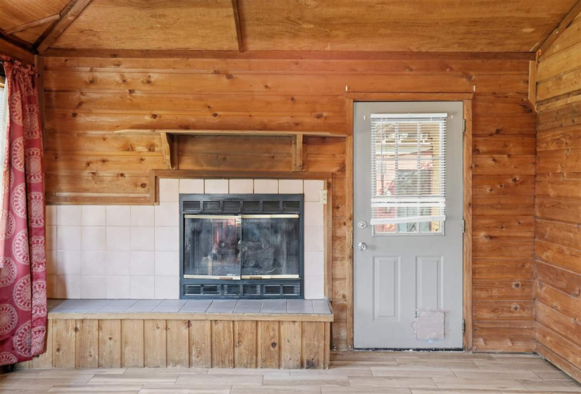 3 Bedrooms Bedrooms, 0 ,2 BathroomsBathrooms,Residential,Single Family,24th,1,133712