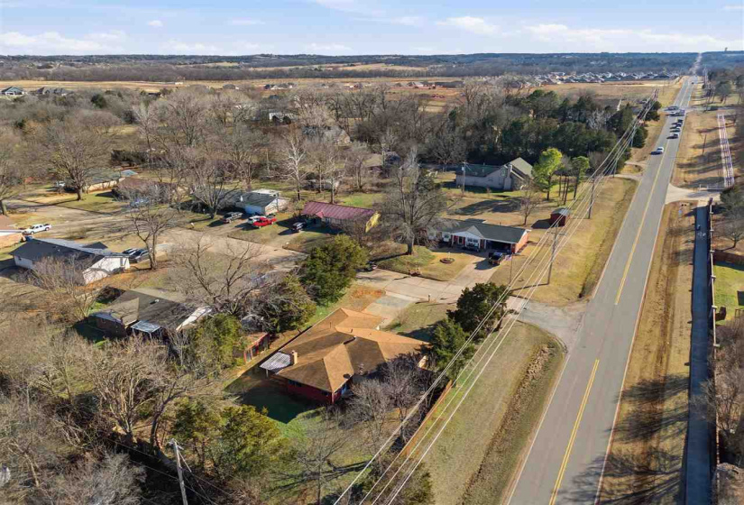 3 Bedrooms Bedrooms, 0 ,2 BathroomsBathrooms,Residential,Single Family,24th,1,133712