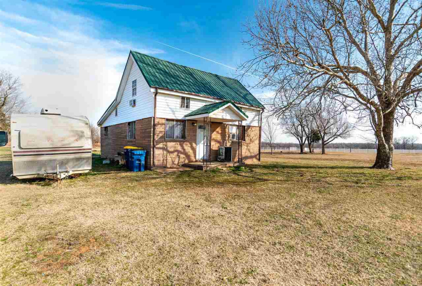 2 Bedrooms Bedrooms, 0 ,1 BathroomBathrooms,Residential,Single Family,McElroy,1.5,133721