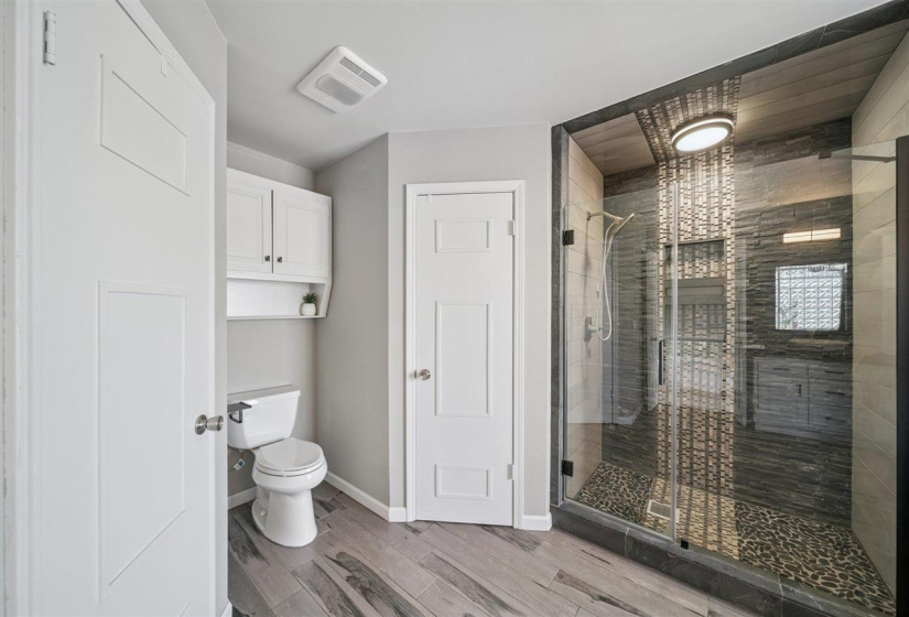 4 Bedrooms Bedrooms, 0 ,2 BathroomsBathrooms,Residential,Single Family,Liberty,1,133722