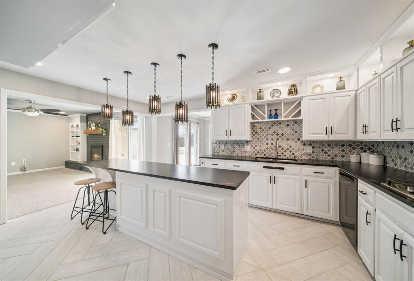 4 Bedrooms Bedrooms, 0 ,2 BathroomsBathrooms,Residential,Single Family,Liberty,1,133722