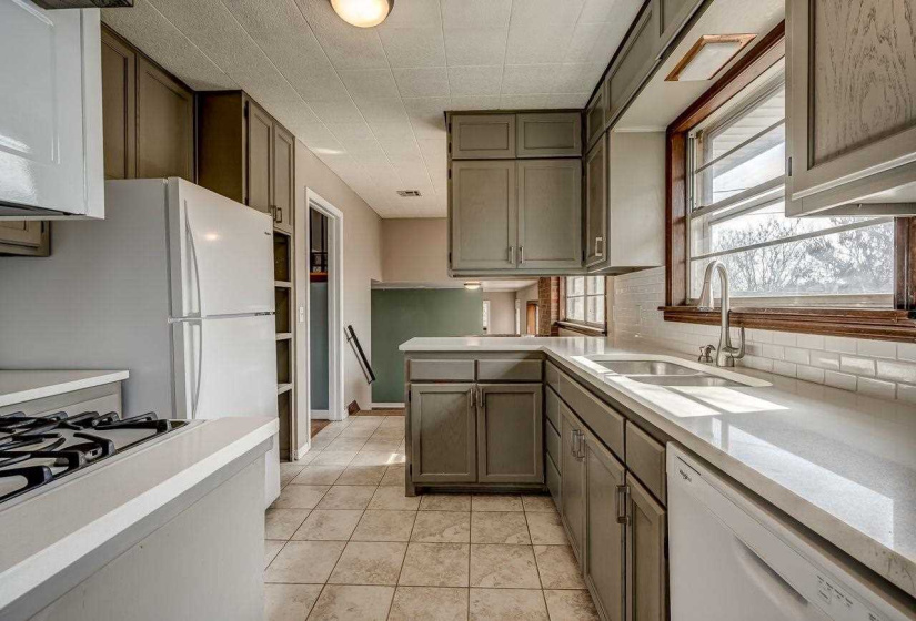 3 Bedrooms Bedrooms, 0 ,2 BathroomsBathrooms,Residential,Single Family,Hartwood,3,133723