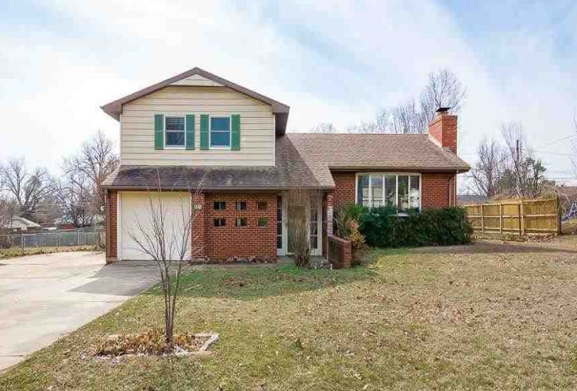 3 Bedrooms Bedrooms, 0 ,2 BathroomsBathrooms,Residential,Single Family,Hartwood,3,133723