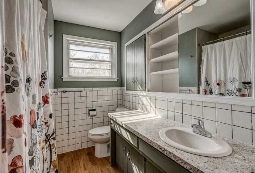 3 Bedrooms Bedrooms, 0 ,2 BathroomsBathrooms,Residential,Single Family,Hartwood,3,133723