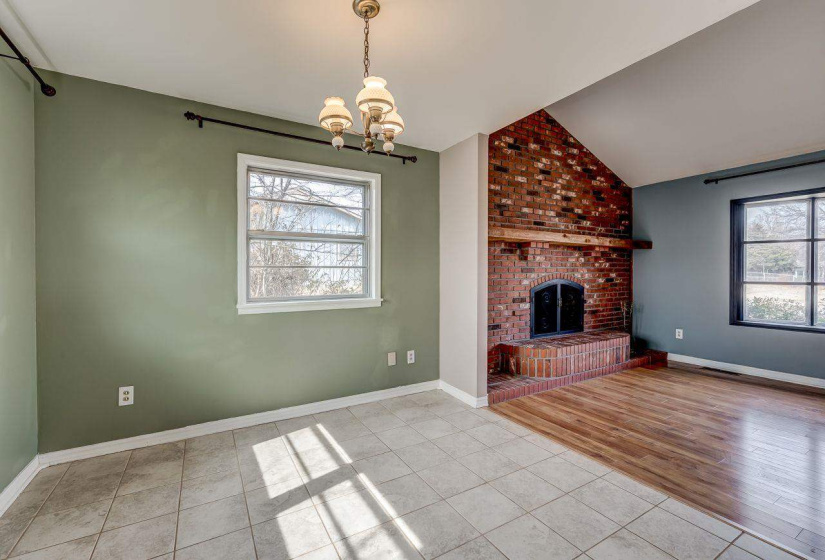 3 Bedrooms Bedrooms, 0 ,2 BathroomsBathrooms,Residential,Single Family,Hartwood,3,133723