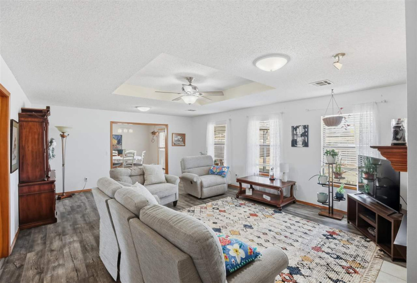 4 Bedrooms Bedrooms, 0 ,2 BathroomsBathrooms,Residential,Single Family,20th,1,133726