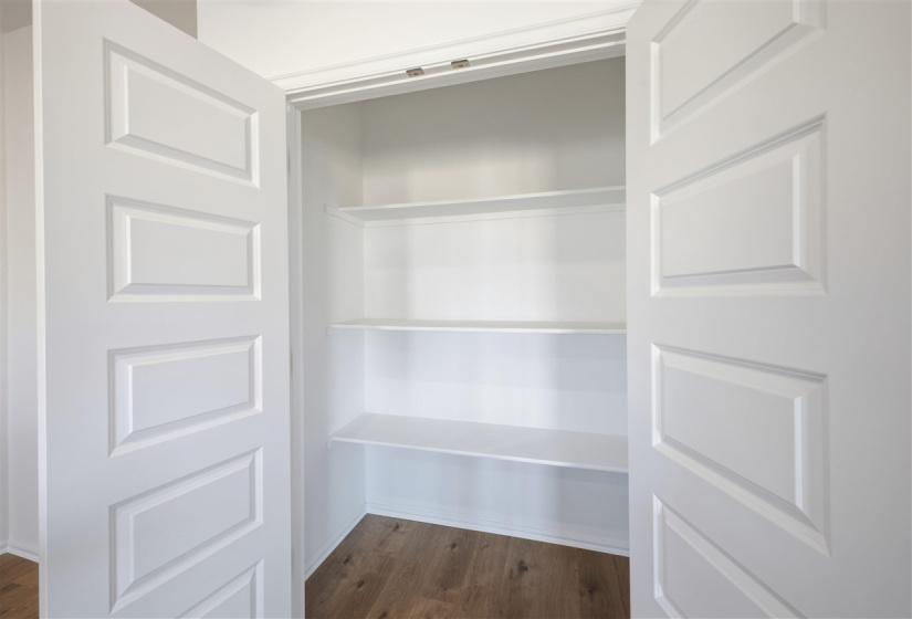 4 Bedrooms Bedrooms, 0 ,2 BathroomsBathrooms,Residential,Single Family,30th,2,133727