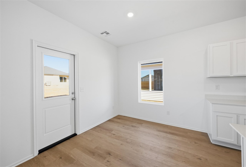 4 Bedrooms Bedrooms, 0 ,2 BathroomsBathrooms,Residential,Single Family,30th,2,133727