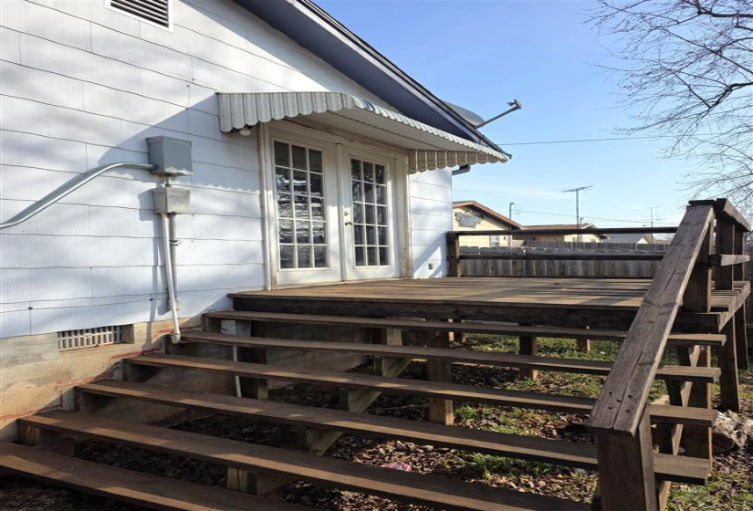 3 Bedrooms Bedrooms, 0 ,2 BathroomsBathrooms,Residential,Single Family,Ivanhoe,1,133729