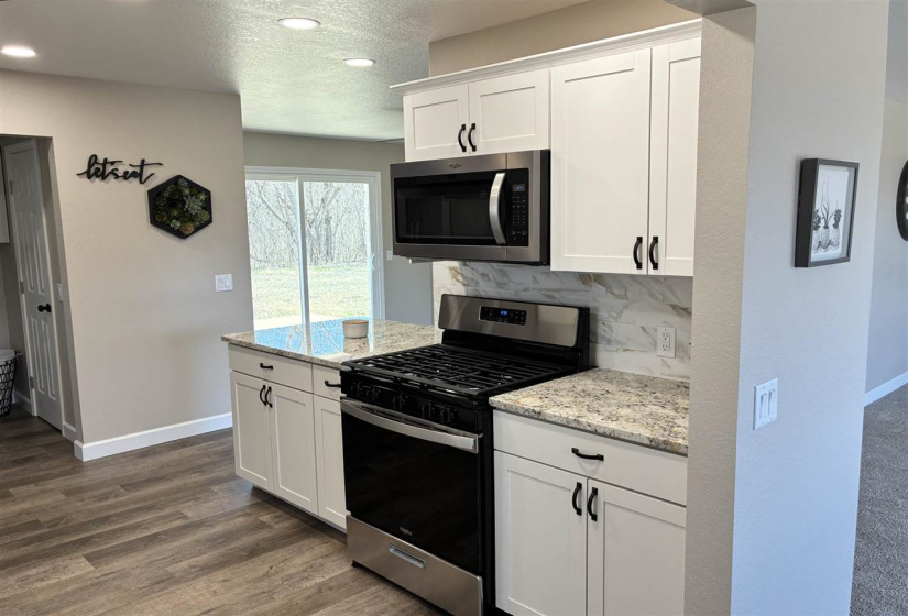 3 Bedrooms Bedrooms, 0 ,2 BathroomsBathrooms,Residential,Single Family,Main,1,133730