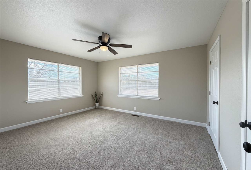 3 Bedrooms Bedrooms, 0 ,2 BathroomsBathrooms,Residential,Single Family,Main,1,133730