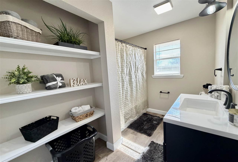 3 Bedrooms Bedrooms, 0 ,2 BathroomsBathrooms,Residential,Single Family,Main,1,133730