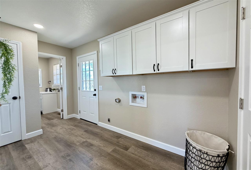 3 Bedrooms Bedrooms, 0 ,2 BathroomsBathrooms,Residential,Single Family,Main,1,133730