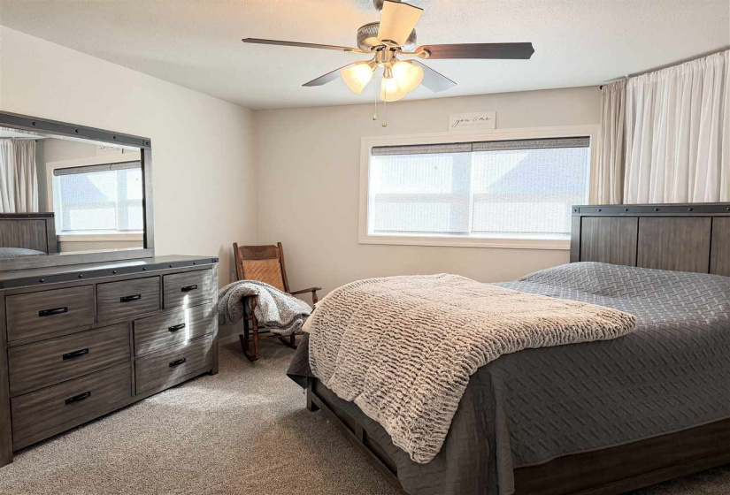 3 Bedrooms Bedrooms, 0 ,2 BathroomsBathrooms,Residential,Single Family,6th,1,133731