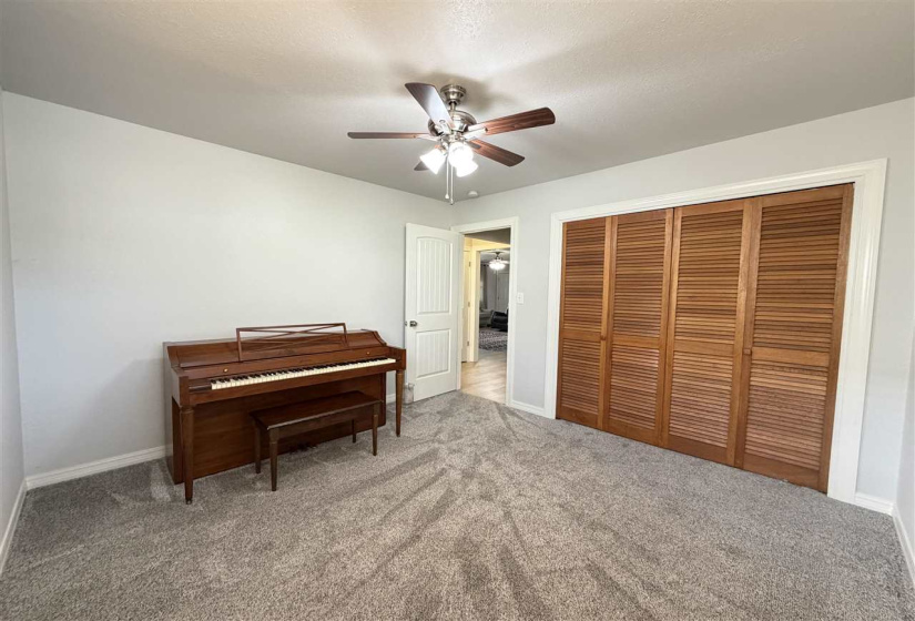 3 Bedrooms Bedrooms, 0 ,2 BathroomsBathrooms,Residential,Single Family,6th,1,133731