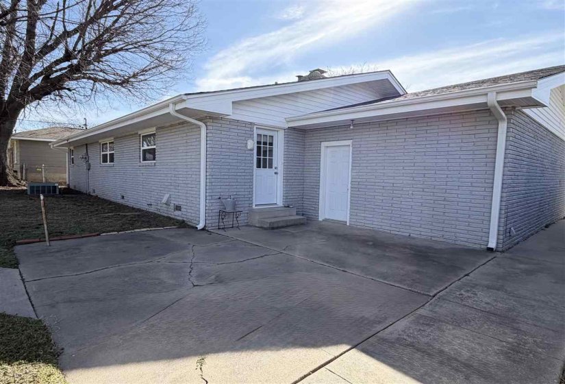 3 Bedrooms Bedrooms, 0 ,2 BathroomsBathrooms,Residential,Single Family,6th,1,133731