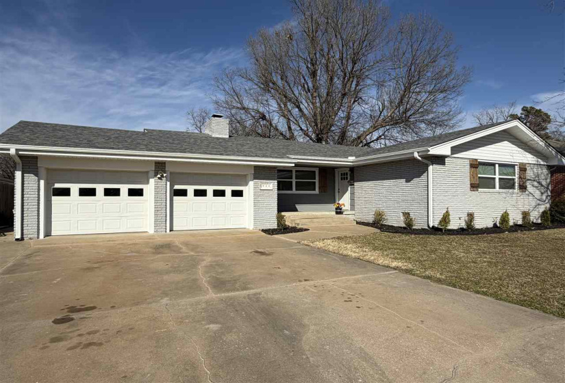 3 Bedrooms Bedrooms, 0 ,2 BathroomsBathrooms,Residential,Single Family,6th,1,133731