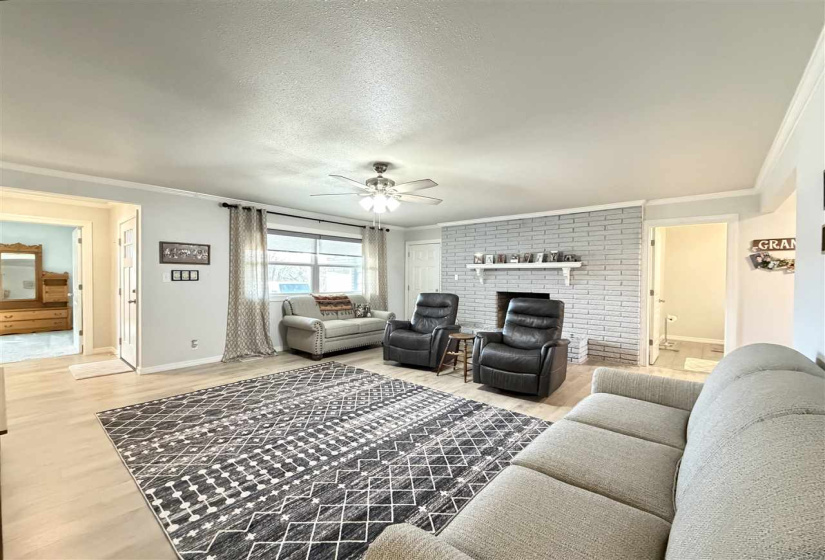 3 Bedrooms Bedrooms, 0 ,2 BathroomsBathrooms,Residential,Single Family,6th,1,133731