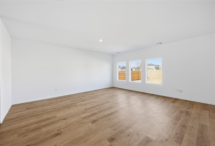 4 Bedrooms Bedrooms, 0 ,2 BathroomsBathrooms,Residential,Single Family,30th,2,133732