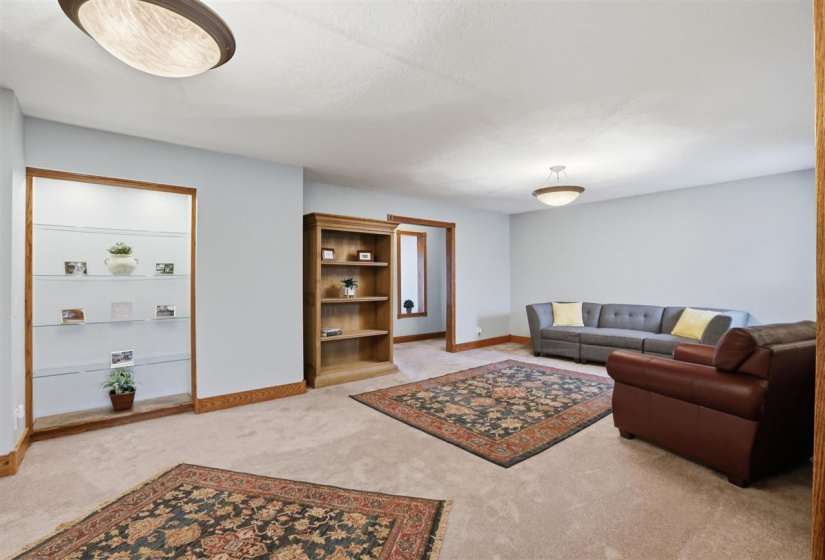 3 Bedrooms Bedrooms, 0 ,2 BathroomsBathrooms,Residential,Single Family,Stoney Crk,1,133734